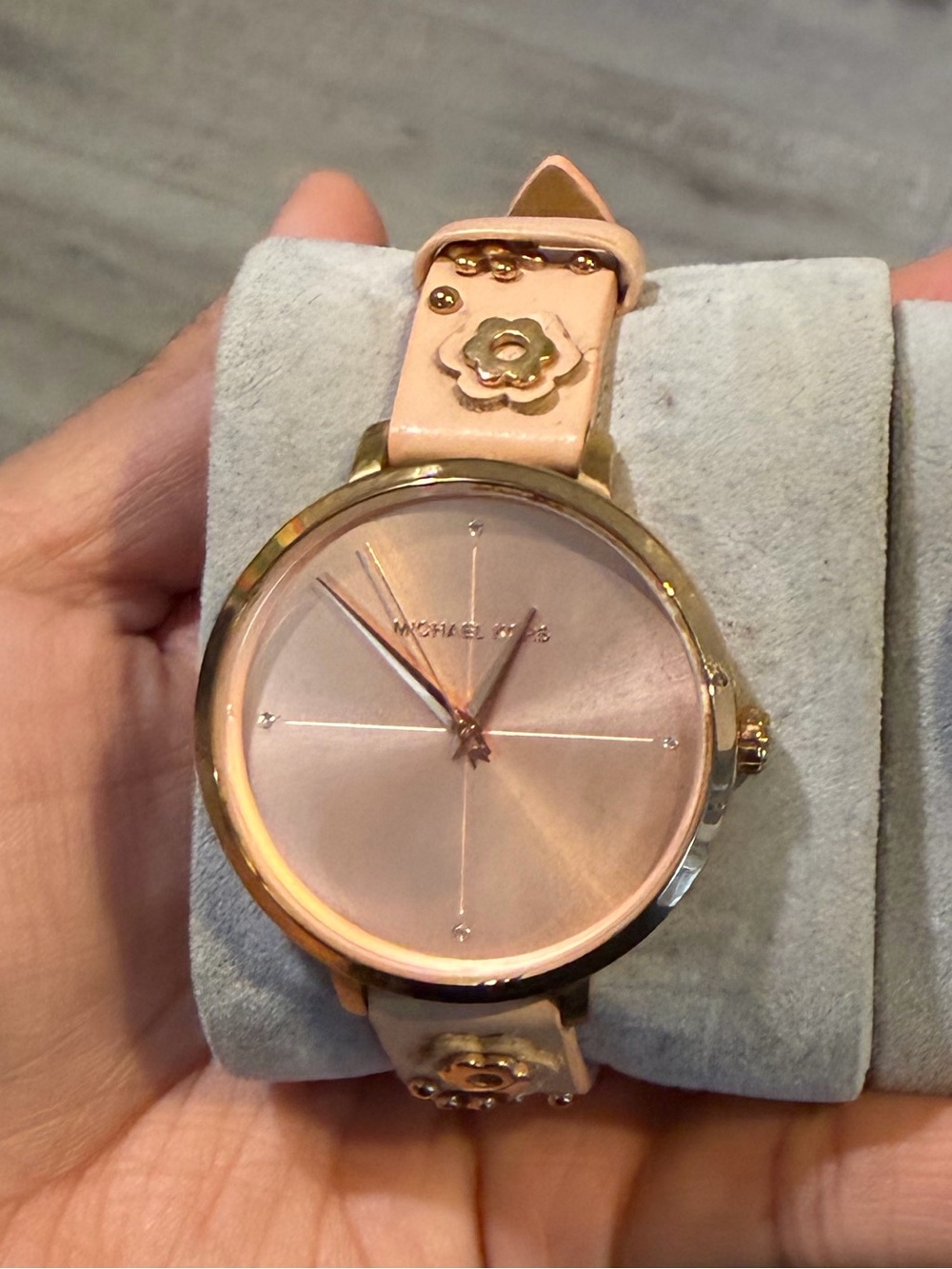 Michael Kors Rose Gold and Pink Floral Leather Strap Watch, will need batteries. - Picture 3 of 3